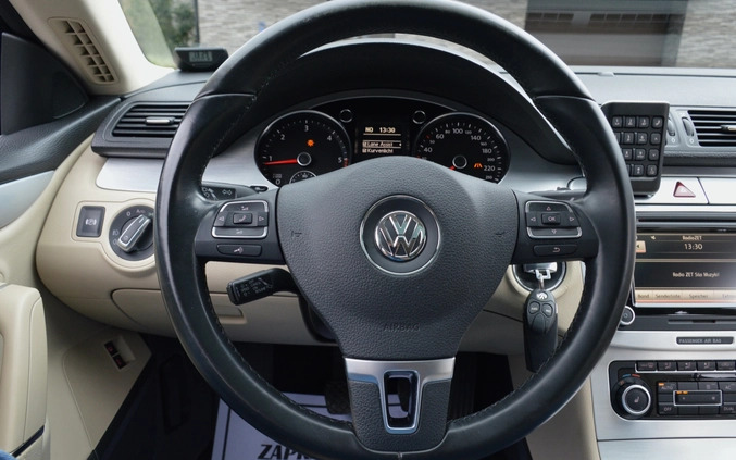 Volkswagen CC cena 32800 przebieg: 245772, rok produkcji 2008 z Puławy małe 781